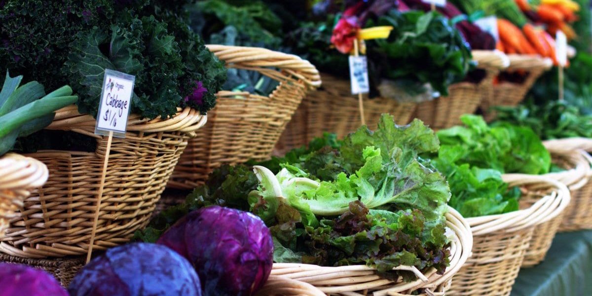 farmers-markets-fruit-vegetable-stands